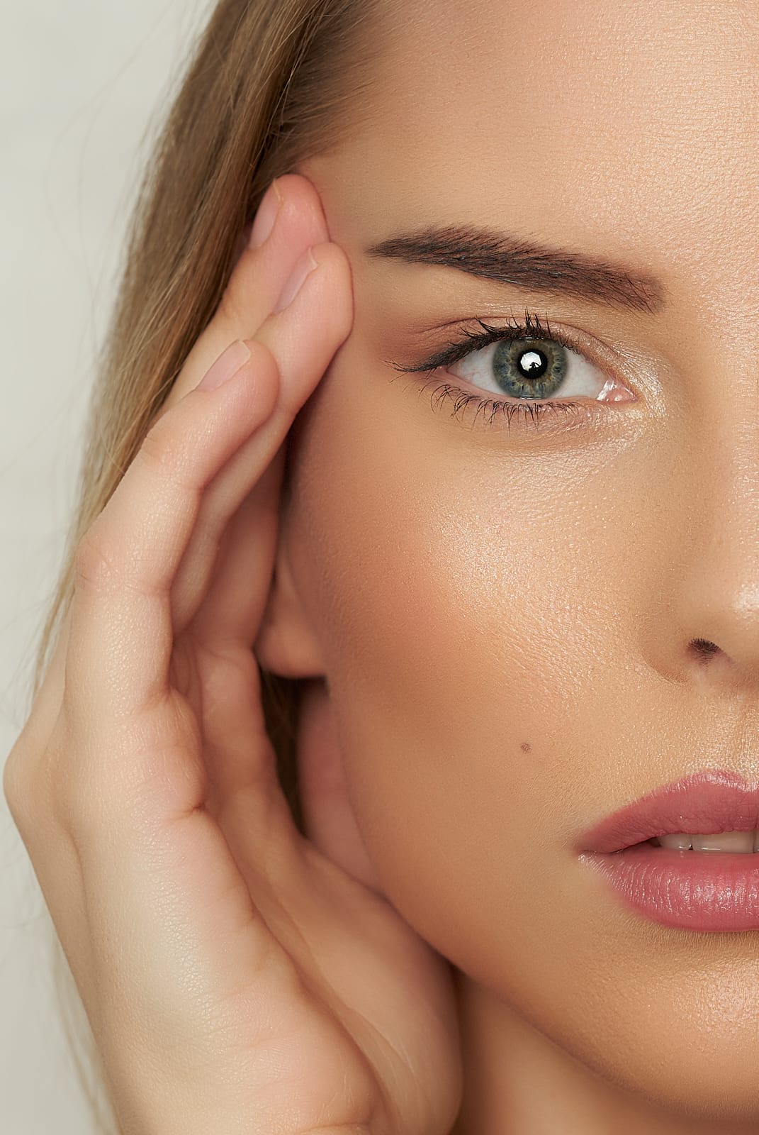 Beauty fotózás a bérelhető győri Studio3ban 2